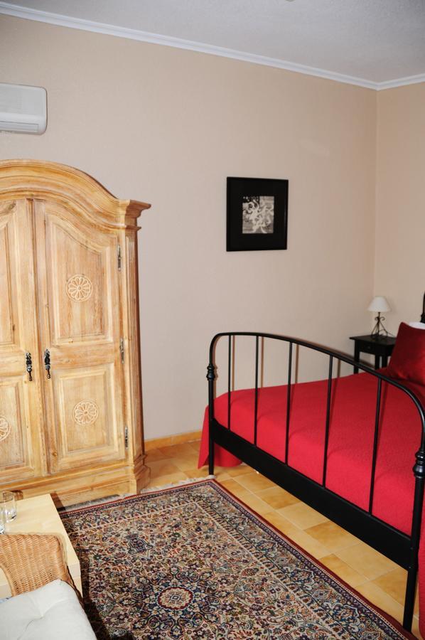 Casa Del Artista Bed & Breakfast Elche Exterior photo